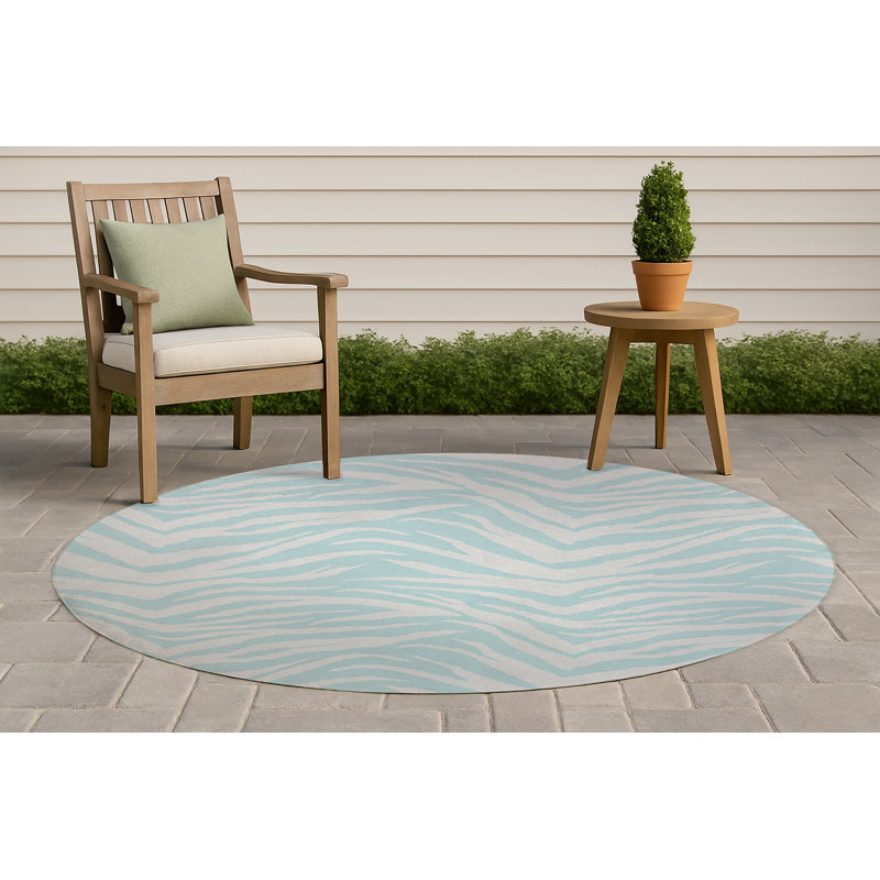 Zebra Patch Non-Slip Outdoor Rug, Round 5'