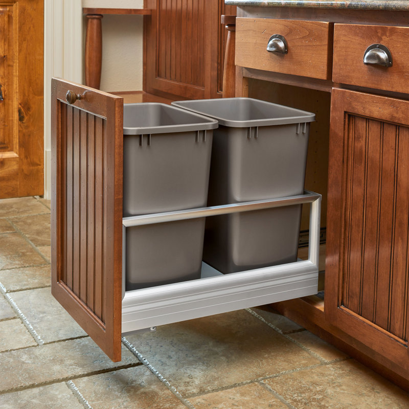 Poubelle de remplacement en polymère Rev-A-Shelf, 6.75, Gris