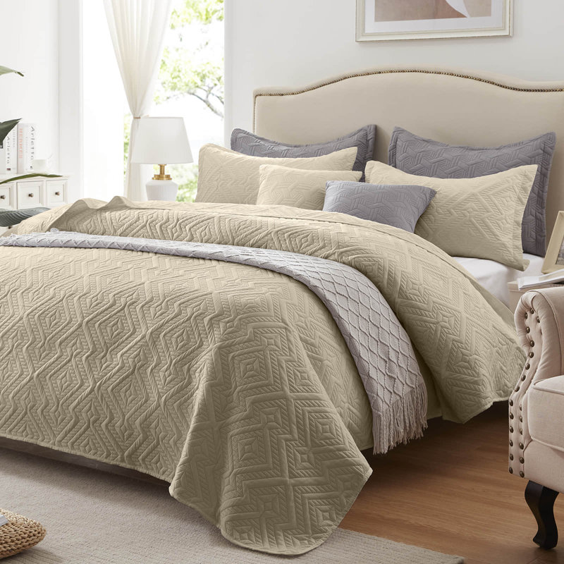 Ensemble de courtepointe géométrique moderne avec taies décoratives, Beige, Couvre-lit pour grand lit + 2 taies décoratives p
