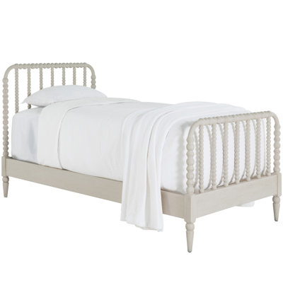 Jennifer Bed