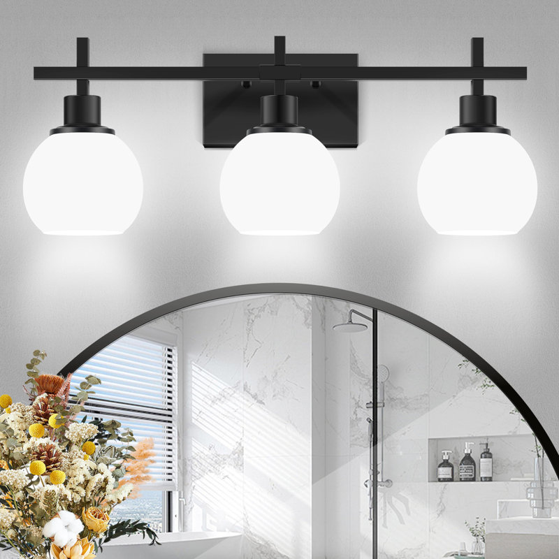 Luminaires de meuble-lavabo modernes, luminaire de salle de bain noir à 3 lumières au-dessus d'un miroir, luminaire de meuble-lavabo mural avec abat-jour en verre blanc laiteux