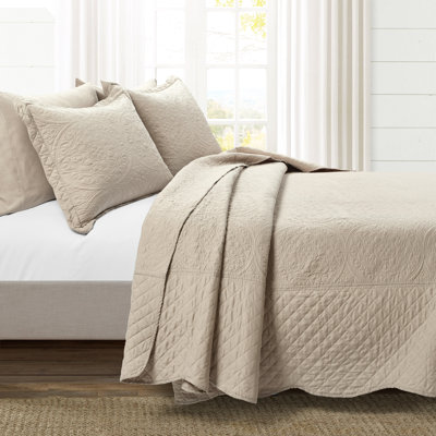  Cream Microfiber 5 Piece Coverlet / Bedspread Set