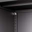 Armoire de rangement en métal robuste avec serrure, tablettes réglables et sécurité à 3 points pour le garage, le bureau ou la maison.