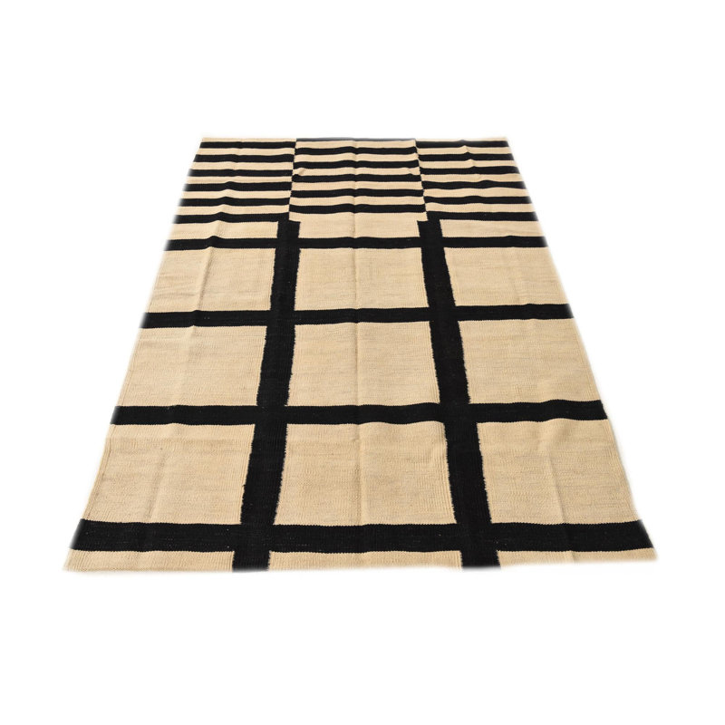 Tapis noir et blanc Ousley
