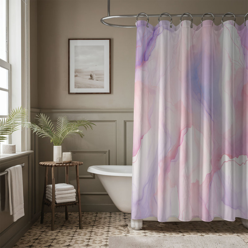 Deonda, 74"H x 71"W