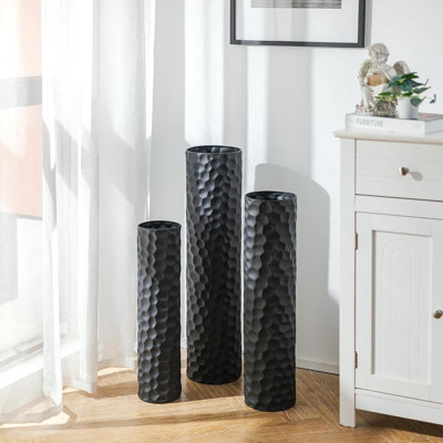 Black metal floor vase hammered, standing in the living room, high black vase for dried flowers, used for home decoration, living room interior fireplace corner three piece set 27/20/16 inches