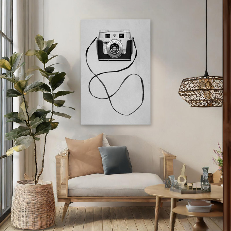 Retro Point & Shoot # 11 - Art photographique floral et nature morte, H 48 po x l 32 po