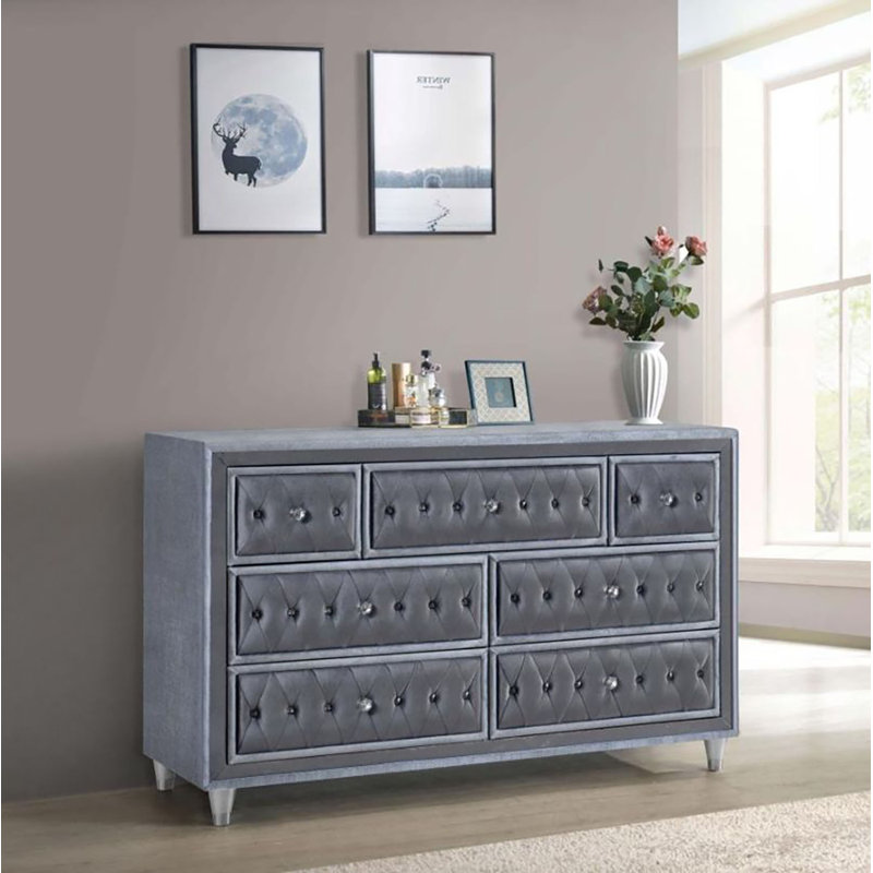 Commode 7 tiroirs l 60,5 po Jakolby