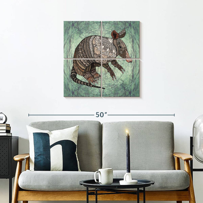 Brampt Armadillo, 26" H x 26" W