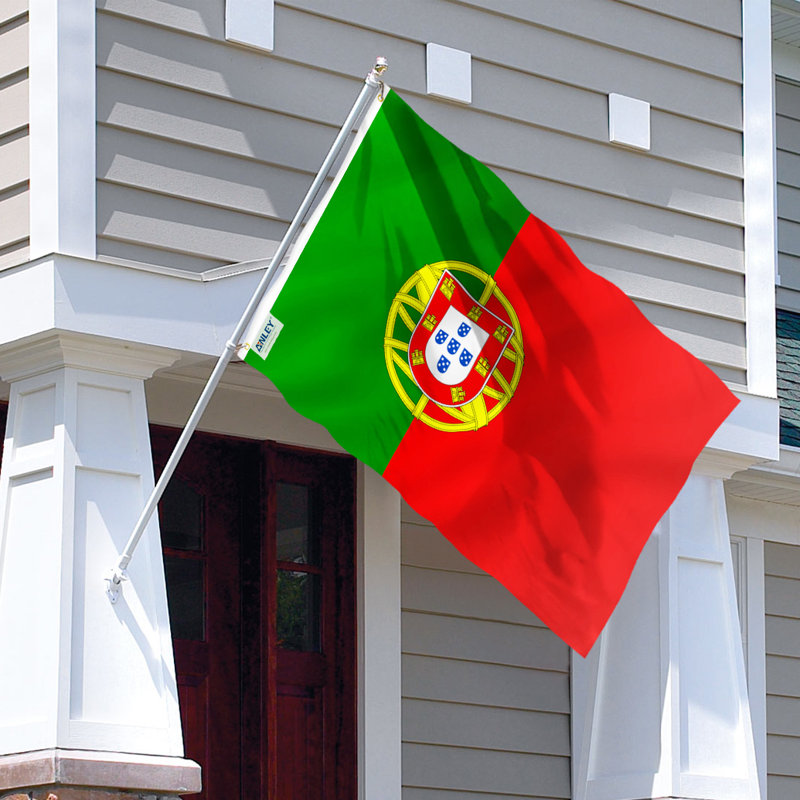 Drapeau de maison en polyester 36 x 60 po Portugal