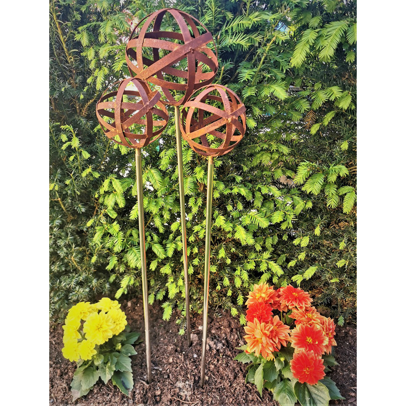 Cavato Steel Garden Art, 95cm H x 25cm W x 25cm D, 3