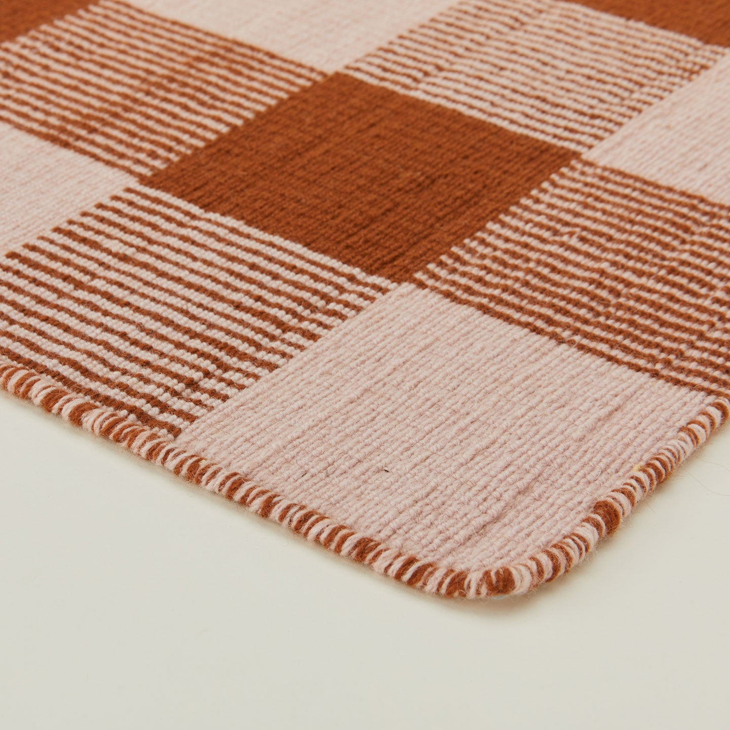 Simple Gingham Shag Wool Rug, Rectangle 2' x 3', Blush/Terracotta