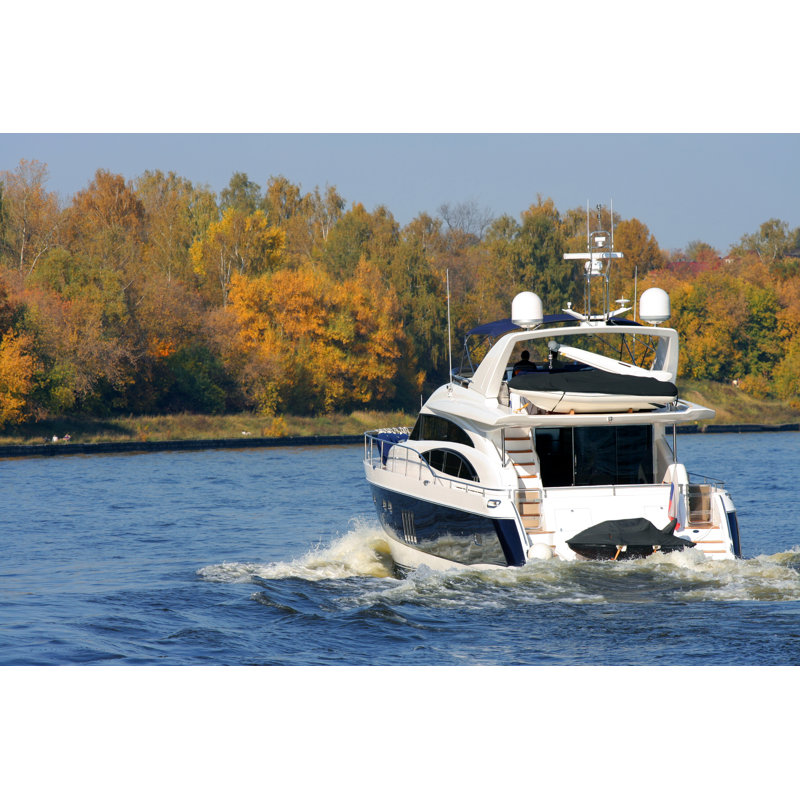 «Luxury Yacht» par Wizdaz - impression sur toile tendue, L 12 po x H 8 po
