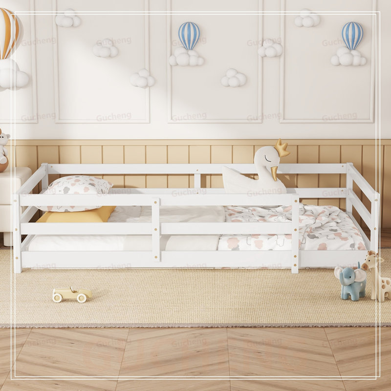 Lit Montessori avec clôture de sécurité, fabrication en bois de pin robuste pour les enfants et les tout-petits, conception compacte et peu encombrante