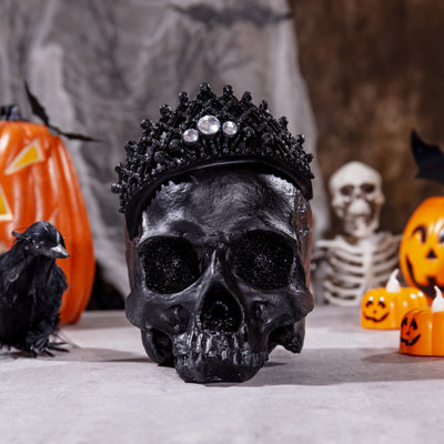 Figurines & Sculptures