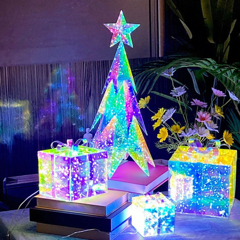 Décoration de Noël illuminant les lumières de l'arbre de Noël