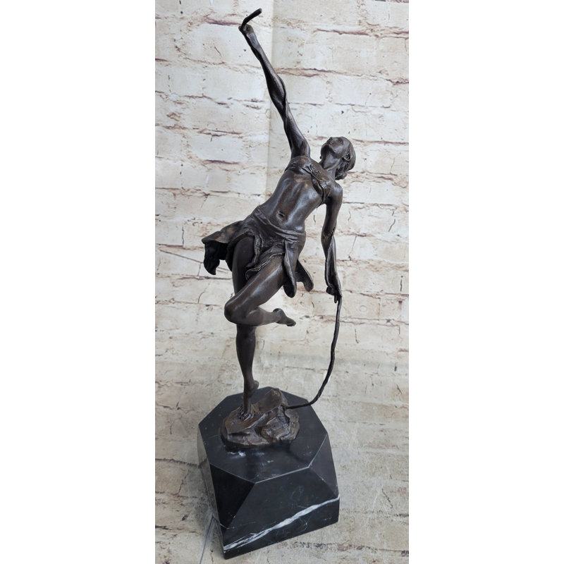 Figurines et sculptures Skylr