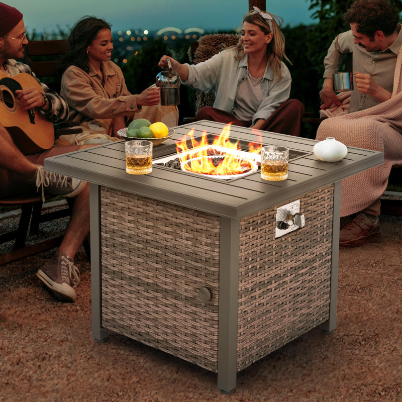 Table de foyer d'extérieur au propane 30 pouces 50 000 BTU avec couvercle, osier tissé à la main, table de foyer au gaz carrée avec perles de verre pour le jardin, le patio, certification CSA