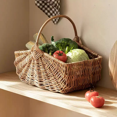 Panier de marché tressé en éventail