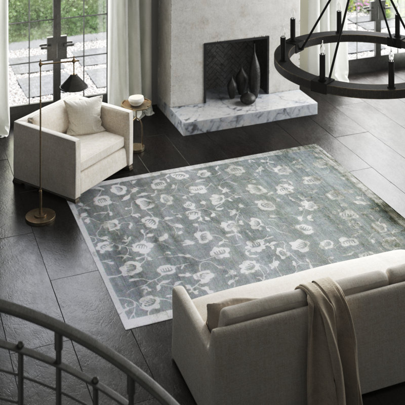 Solandra Floral Area Rug in Gray, Rectangle 5'9" x 8'7"