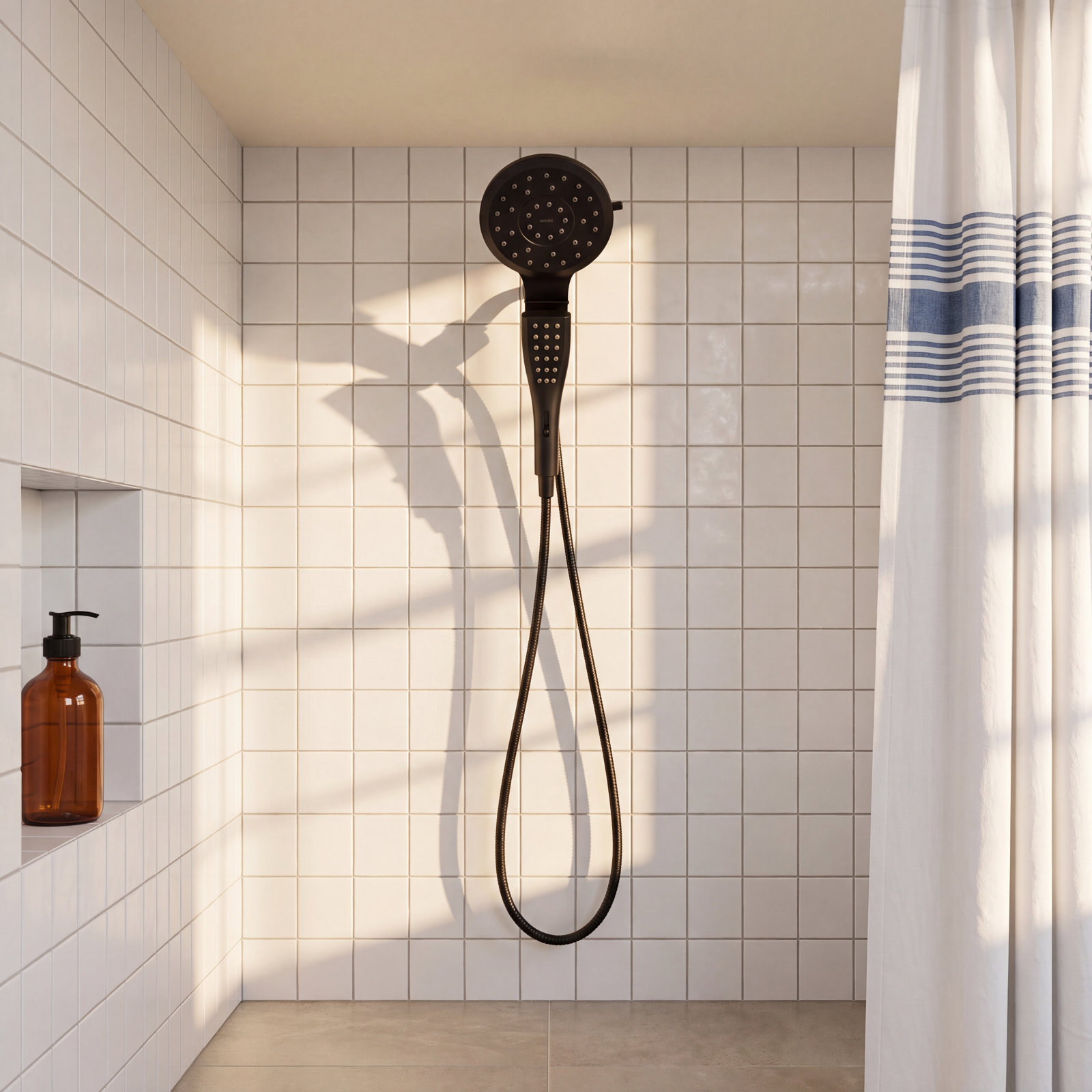 Verso 7" Eight-Function Eco Hand Shower, Matte Black