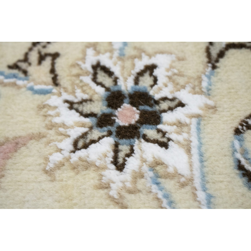 One-of-a-Kind 8'5 X 5'1 10-15 Years Old Area Rug in Cream