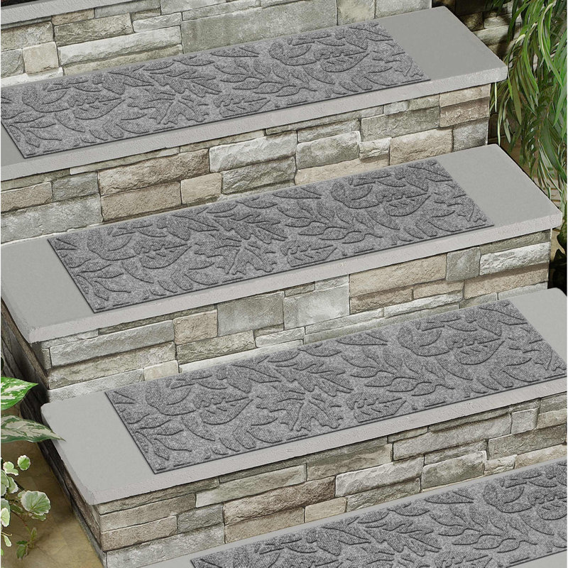 WaterHog® Fall Day 8.5 in. x 30 in. Indoor Outdoor Stair Treads Set/4, Medium Gray
