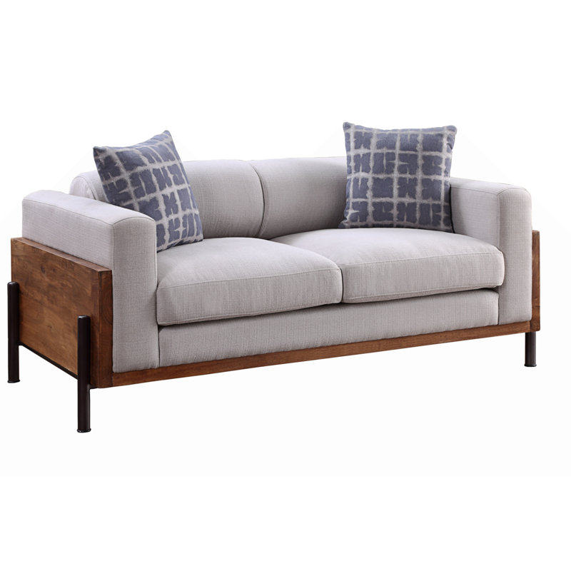 Coussins décoratifs en tissu et finition