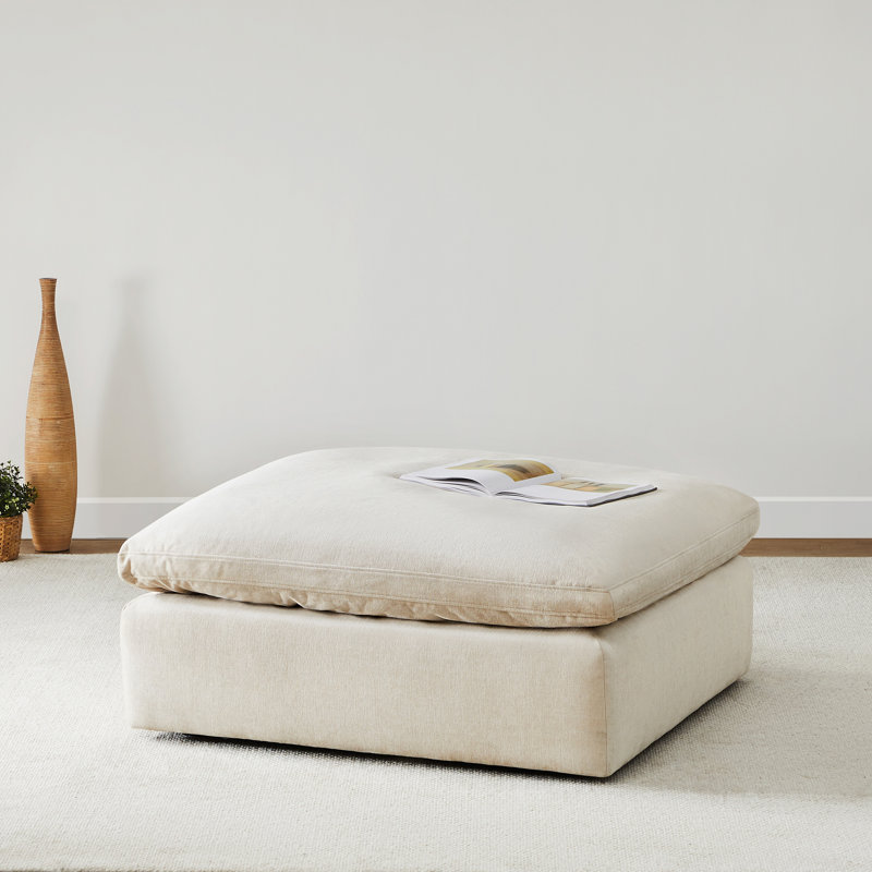 Repose-pieds standard en velours Salha, Velours beige
