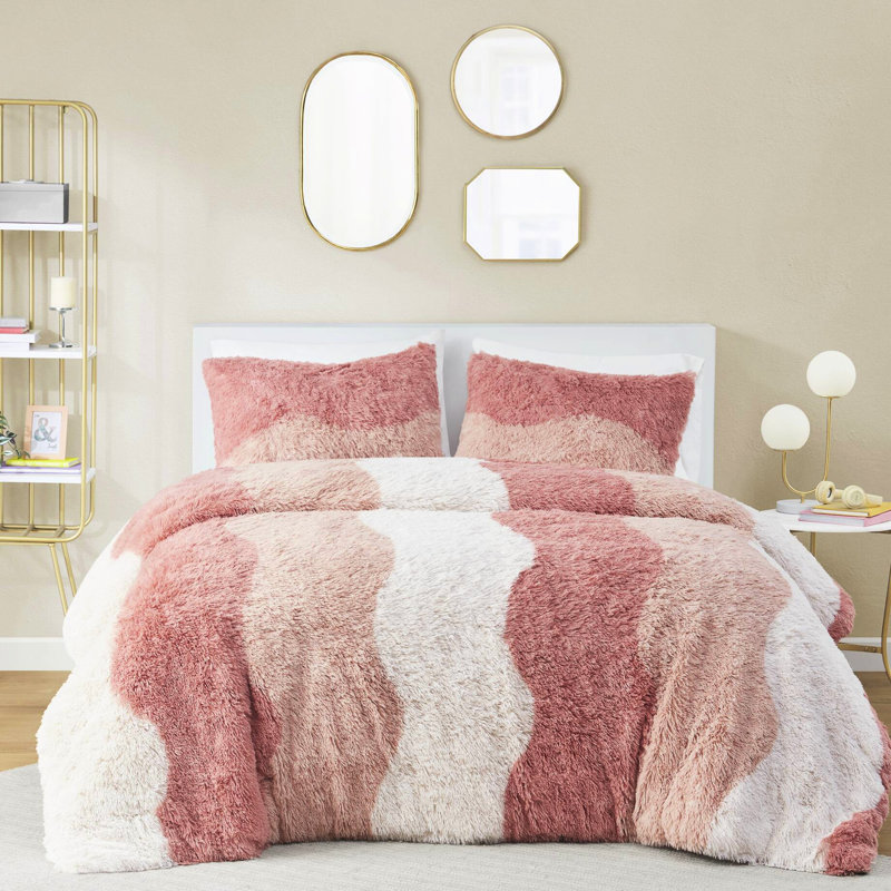 Housse de couette en fausse fourrure à poils longs Blush Multi King / King Ombre, 2 taies décoratives