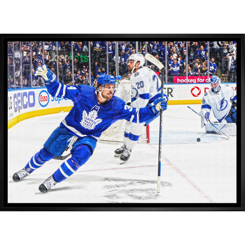 Toile célébration encadrée 20 x 29 Auston Matthews Toronto Maple Leafs