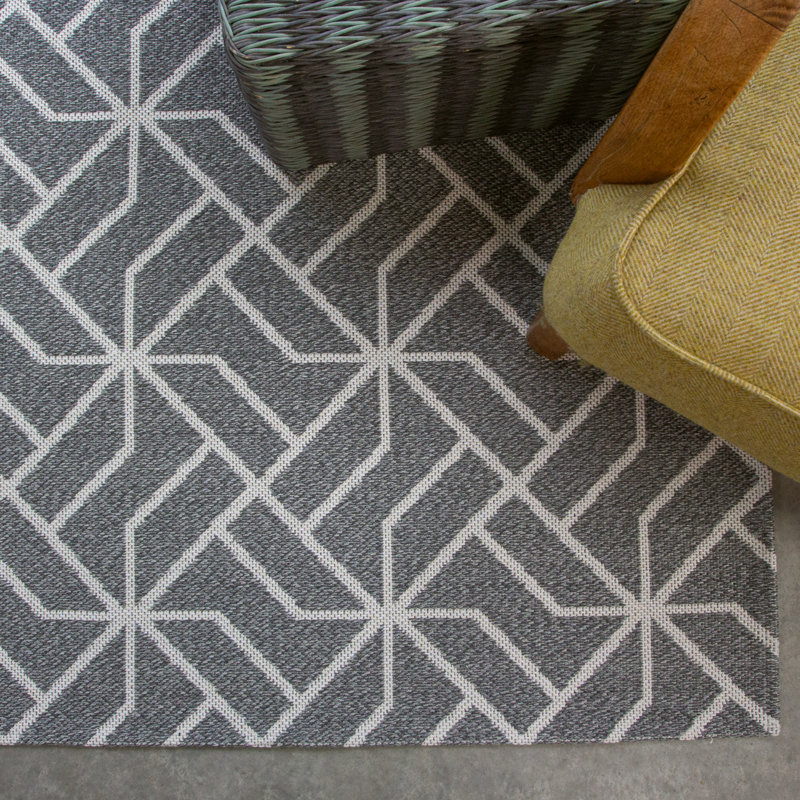 Amarvir Geometric Area Rug, Rectangle 120 x 170cm