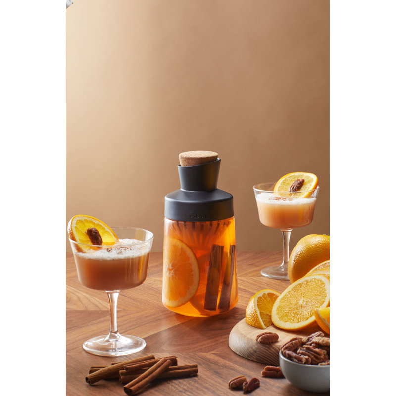 Rabbit Liquor Infusing Decanter 20 Oz Alcohol & Spirits Infuser Kit