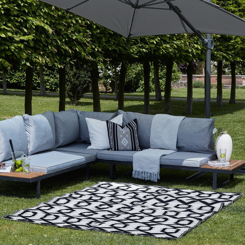Cordle Geometric Shapes Shag 160cm X 230cm Indoor / Outdoor Area Rug