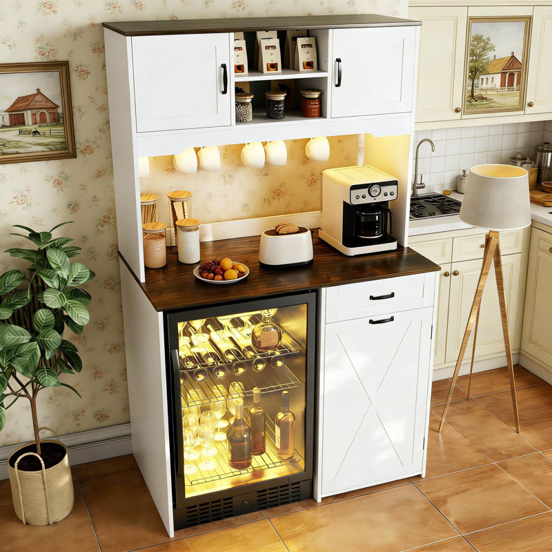 Armoire à café blanche avec espace de rangement et crochets, huche de 73 po de hauteur avec garde-corps, garde-manger autoportant pour cuisine, salle à manger