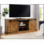 Base de console de style rustique avec portes coulissantes, détails en métal, tablettes de rangement ouvertes multiples, façade en X, finition chêne foncé-150562134