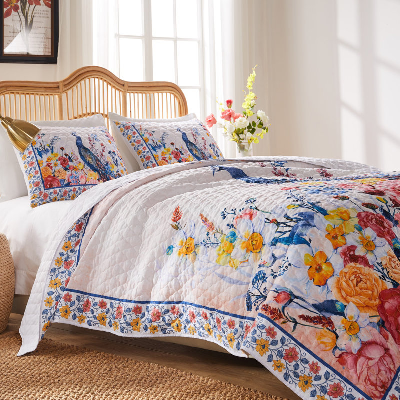 Huntington Blue King Microfiber Reversible Quilt Set