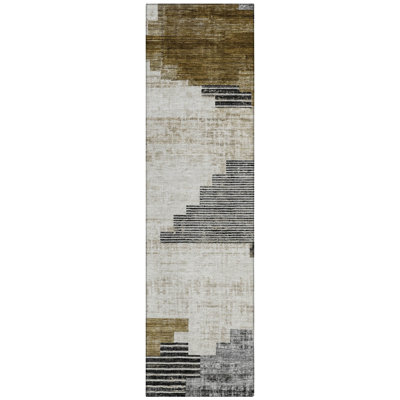 Machine Washable Indoor/Outdoor Xhevrie Brown Rug