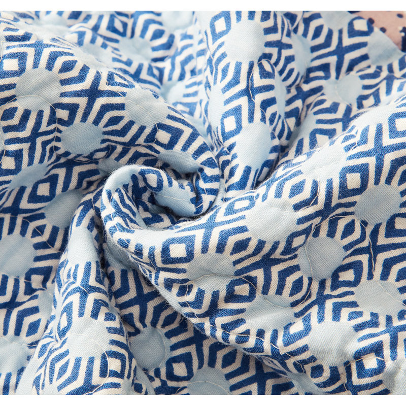 Cotton Geometric Shapes Coverlet, Full Bedspread + 2 Shams