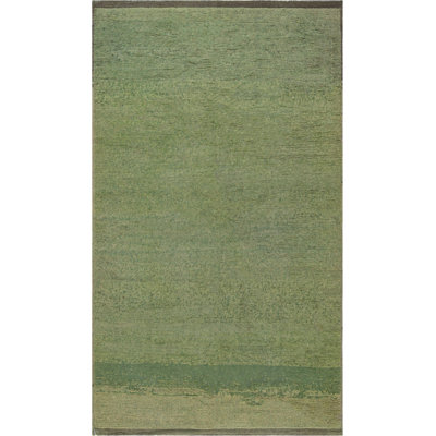 Tapis antique turc vert en laine tissé à la main de style Mid-Century du 20e siècle de 4 pi 10 po x 8 pi