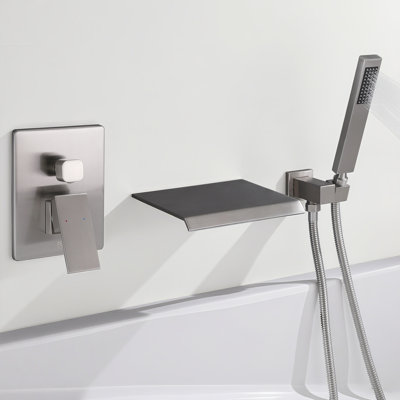 Robinets muraux de baignoire à cascade avec valve à pression équilibrée anti-brûlure, bec de baignoire moderne avec douchette