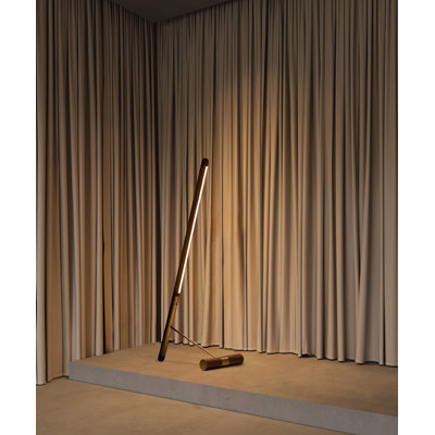 Linea LED Floor Lamp