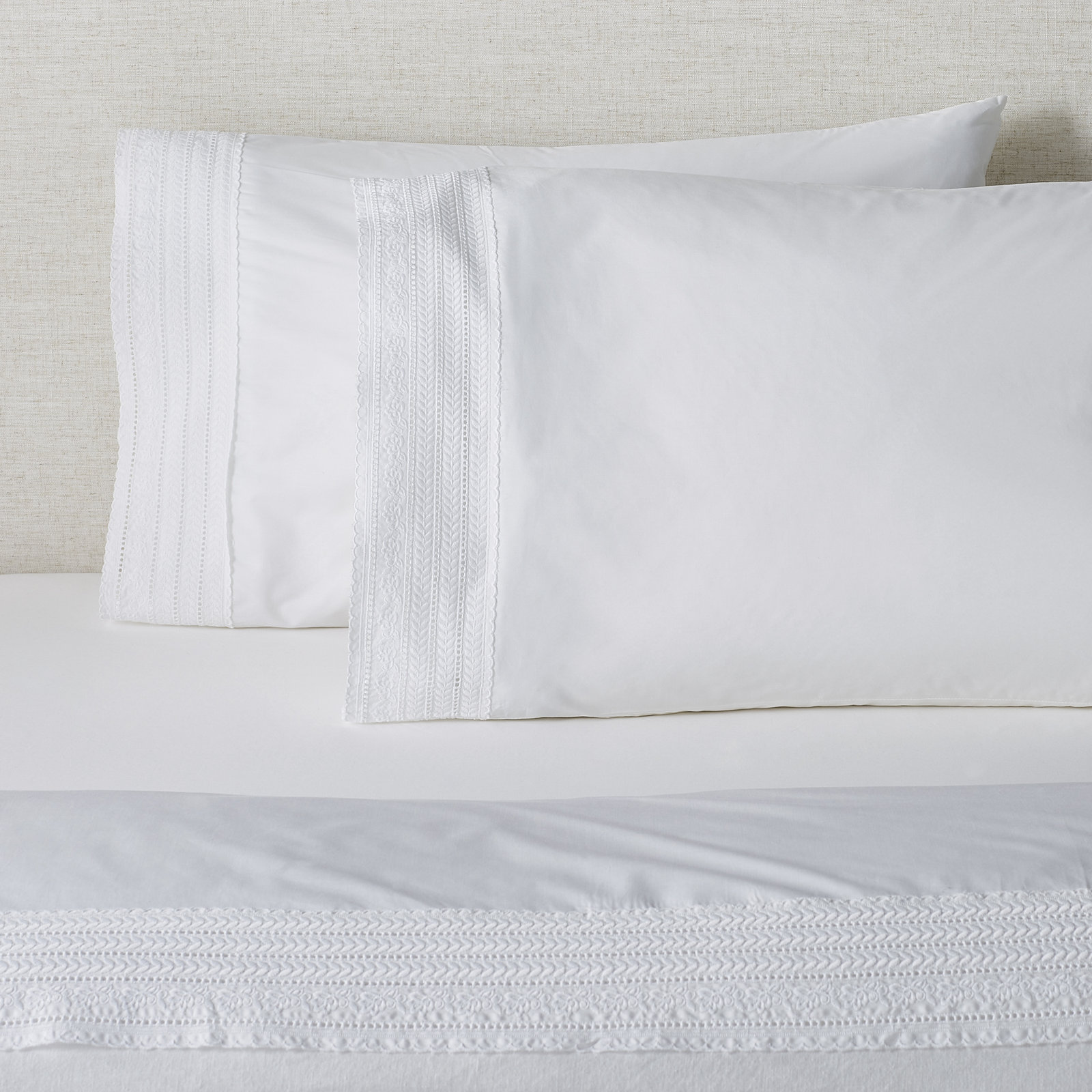 Baya Cotton Sheet Set, Queen Fitted Sheet with 2 Pillowcases