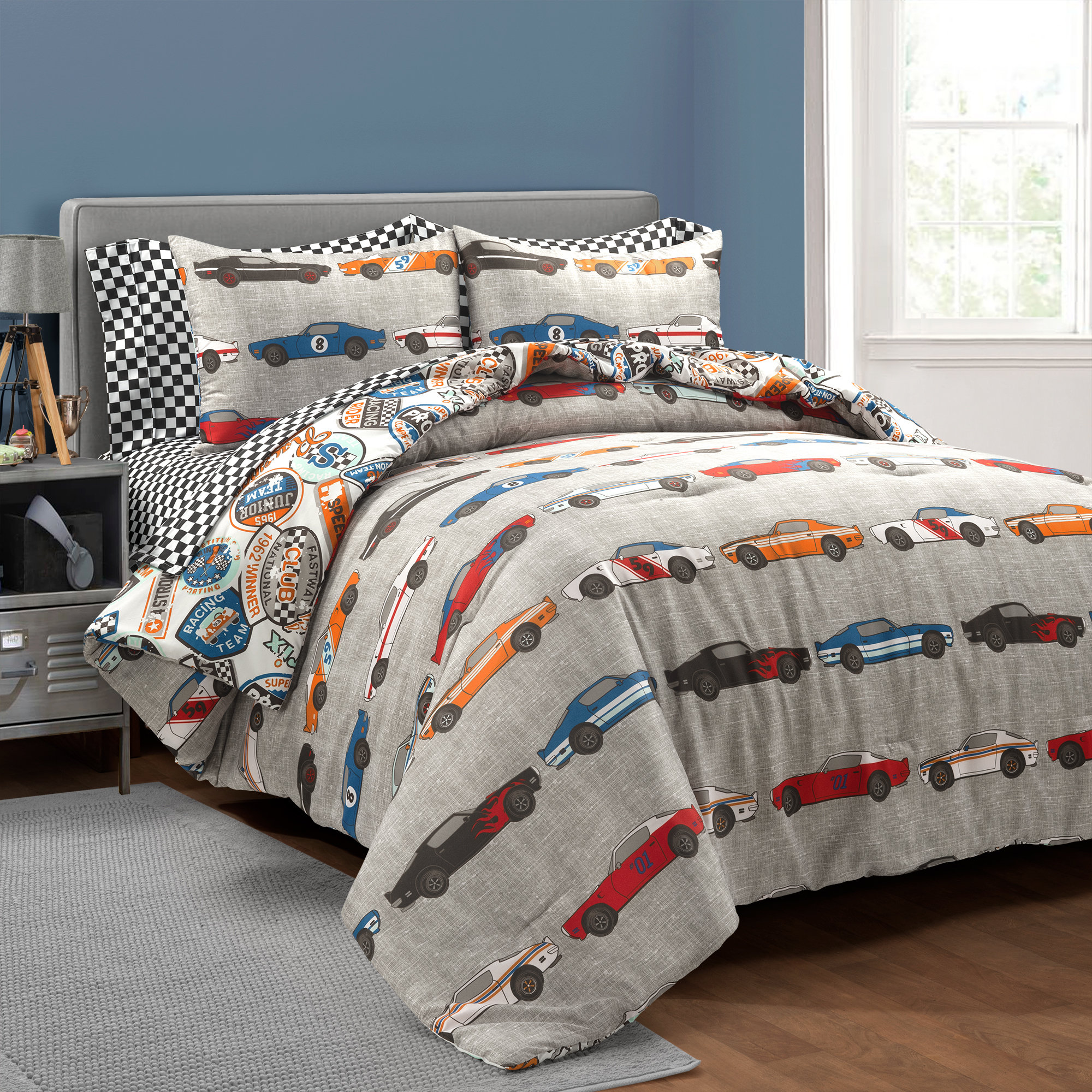 Lahsana Splashed & Splattered Bunkie Deluxe All-in-One Zipper Bedding Set East Urban Home Size: Twin