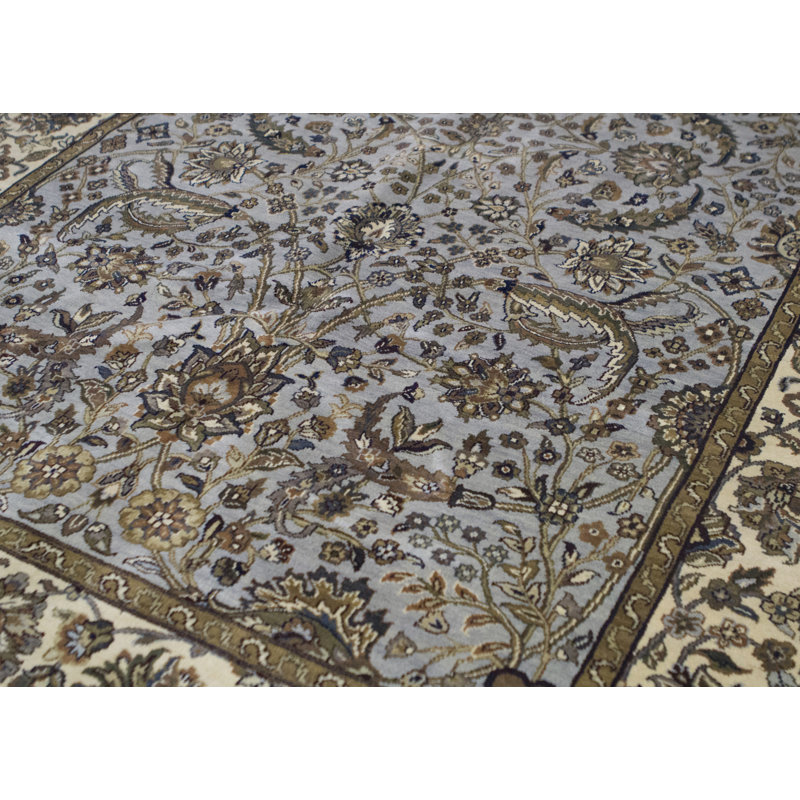Tapis bleu clair et ivoire noué à la main de haute qualité