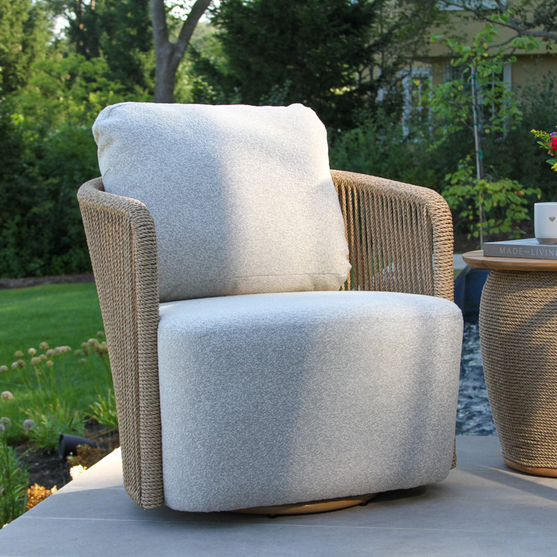 Chaise pivotante en osier câblée avec oléfine