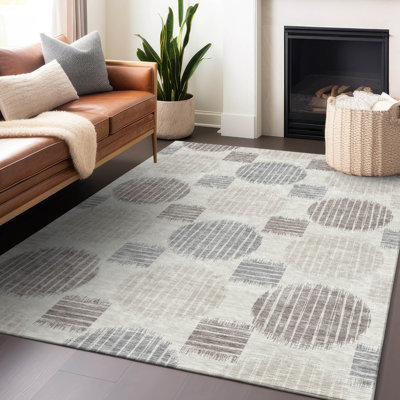 Maliana Washable Geometric Indoor / Outdoor Rug