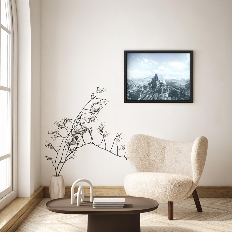 Sommet de montagne parmi les nuages, Illustration moderne, petit décor, œuvre d'art moderne, Noir, H 11 po x l 14 po