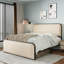 Très grand lit en métal, tête de lit tapissier beige et support robuste, rangement sous le lit avec lattes et beaucoup d'espace