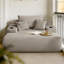 Chaise longue convertible avec accoudoirs larges, coussins décoratifs et porte-gobelet, sans assemblage-299848419-299848417